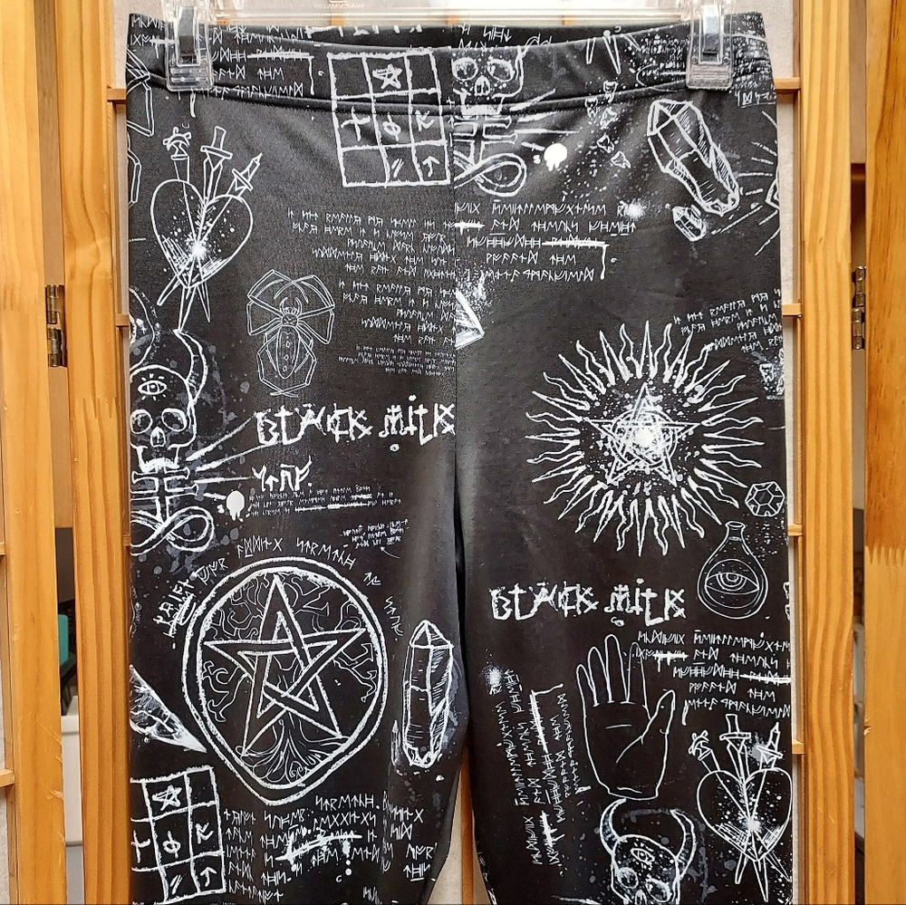 🐈‍⬛️🔮 Blackmilk Spellbound Leggings HWMF Juniors M/L Womens S/M - Picture 4 of 9
